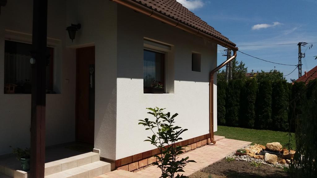 Pongracz Apartman Zirc Exterior photo